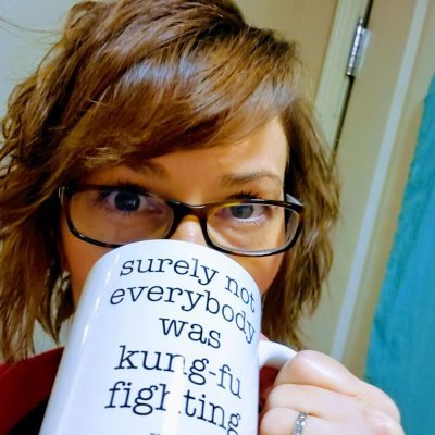 Author. Aspiring minimalist. Addicted to sticky notes. Hostage to two cats. I write the fun stuff. Mastodon: https://t.co/dQFQ45gflK