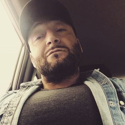 alfredoavoliett's profile picture. All in @Tesla
