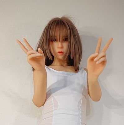 小さい頃からフィギュアやリカちゃんが大好きで、ずっと気になっていたmlw結菜ちゃん、美亜ちゃん(ヘッド)を2022.04.14にお迎えしました。まったくの初心者ですがよろしくお願いします。無言フォローご容赦ください。