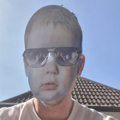 KAndrews1892's profile picture. I am me, a take it or leave it kinda chap..........