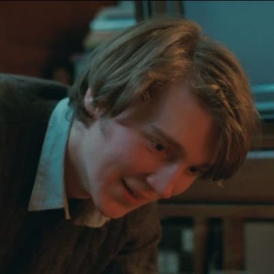 hiijackthehype's profile picture. in my paul dano era