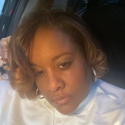 LoriShelby18's profile picture. 