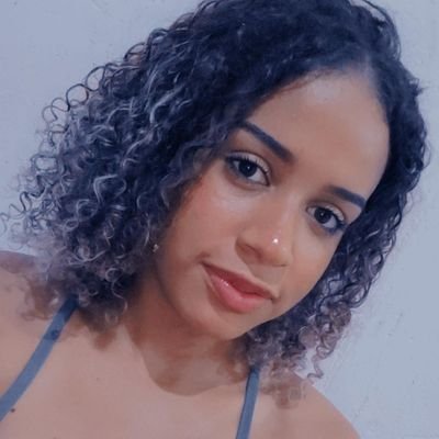 kauannycorreia3's profile picture. 19 anos  🌼