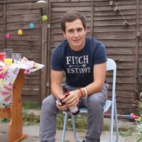 Simon White (@snakey92) 's Twitter Profile