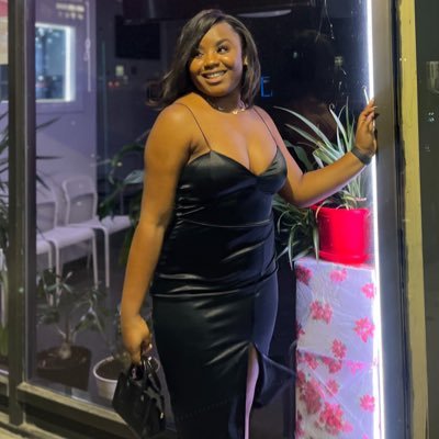 SimplyyNephh's profile picture. Small YouTuber in becoming…👩🏾‍⚕️🎓 Simply Beauty, Simply Simple, Simply Neph Child of the king 🙏🏾 19.🦋