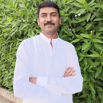 MiteshS69782111's profile picture. business man