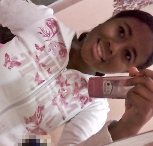 nunca se esqueça, que dentro de min, bate um coração que te ama @justinbieber s2s2 /seguida por: @justinbieber ♥ /#NeverSayNever ;)