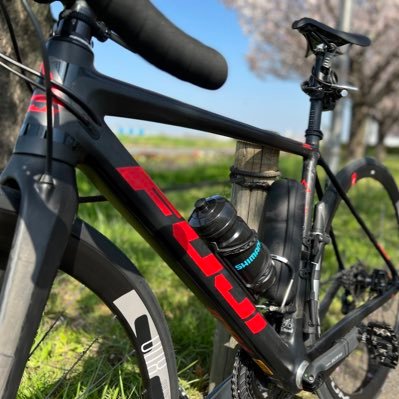 |毎朝【自転車名言】発信中🚴‍♂️💨|GIANT/DEFY➡︎FujiSL1.1に跨るロードバイク好き2児のパパ🚲|主に荒川サイクリングロードを中心に走る荒サイの民|荒サイの立ち寄りスポット、ロードバイク関連イベント情報などを発信｜今後の目標ヒルクライムレースに参加🚵‍♂️|頑張れ！さいたまディレーブ🐲|