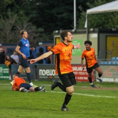 midgemigs's profile picture. Teacher 📚