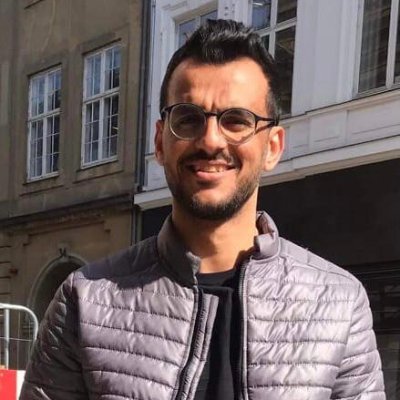 mohamedmongy92's profile picture. iOS Software Engineer