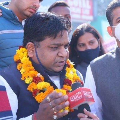 State Social Media Incharge @INCHaryana | Senior Vice President, Aggarwal Vaishya Samaj, Haryana |
(बल्लभगढ़ विधानसभा- 88)

'SELJA KA SIPAHI' 🇮🇳