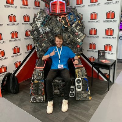 AkaRukasu's profile picture. IT French Developper