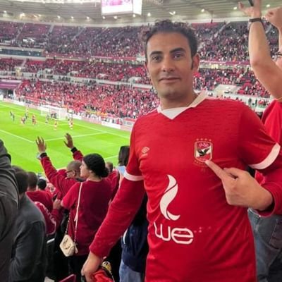 مهندس يعمل في البنا والتشييد وبناء الكباري