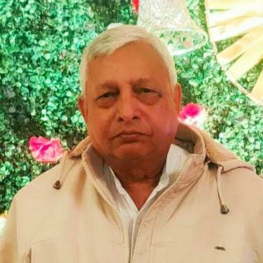 समाज सेवक, साहित्य-पाठक