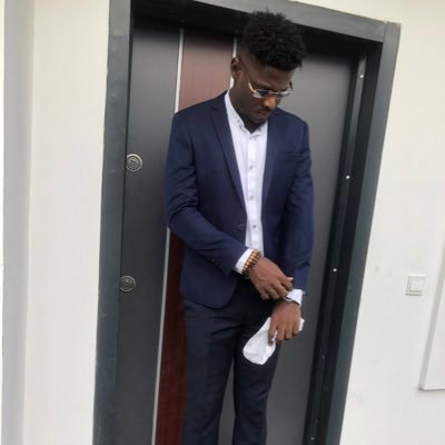 its_qmar's profile picture. -𝐌𝐨𝐝𝐞𝐥|🕴-𝐕𝐢𝐝𝐞𝐨𝐠𝐫𝐚𝐩𝐡𝐞𝐫|🎥  -𝐹𝑖𝑡𝑛𝑒𝑠𝑠 𝐄𝐧𝐭𝐡𝐮𝐬𝐢𝐚𝐬𝐭 |🏋   -𝑇𝑟𝑎𝑣𝑒𝑙 𝐄𝐧𝐭𝐡𝐮𝐬𝐢𝐚𝐬𝐭 |🇳🇬🇧🇫🇬🇭🇧🇯🌍