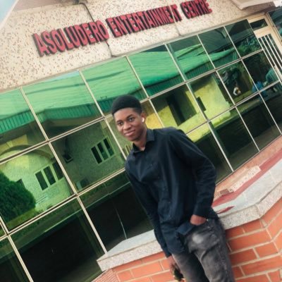 Manchester United number 1 fan♥️ /Game lover🎮/Alliamdulilah 🤲/ Biologist/ akokite/ fashion enthusiast /lams gadgets / Baby Data Analyst 📊📉📈