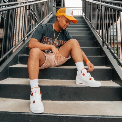 Im_theTITUS's profile picture. ain’t no rear views on a spaceship