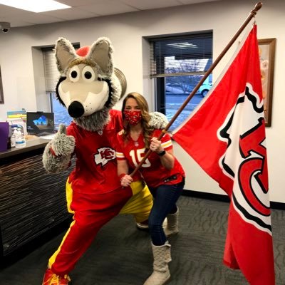 Teacher. Wife. Momma.
1st Grade. Chapel Hill. 
#Chiefs #Royals #Sporting #Current