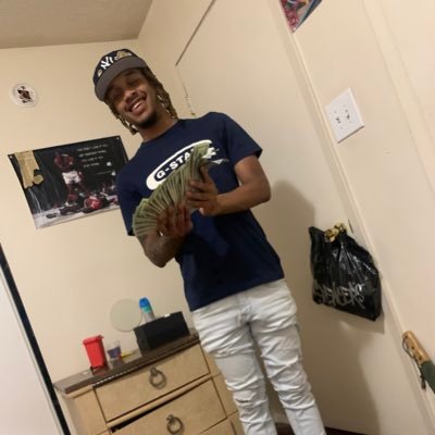 God first🙏🏽 A&R 🎧 Loyalty over love💯 #LLRandon 🎈 Free 🅱️uck5️⃣