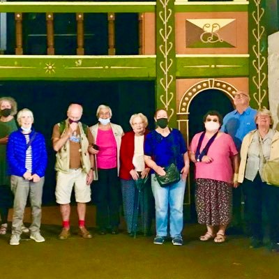 Oxfordshire Age Friendly Creative Network aims to increase access to culture for older people by supporting creativity & developing new partnerships @ageukoxon