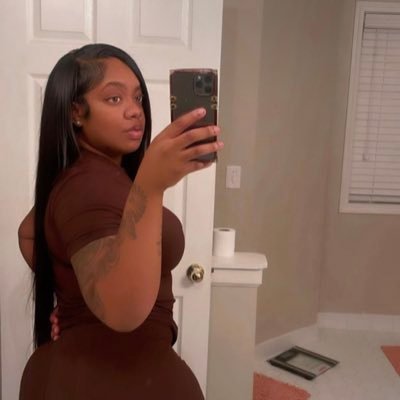 Petite 😊 I love DICK in me 💦💦💦 Dm me for business only 🤷🏽♂️😴 daddy packge must be brought ❤️💋deposit sent today