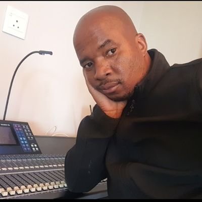God first l Positive Vibes Only l Influencer l Digital & Multimedia Strategist l
Film & video Production l AV & Sound Mixer |
Stage Design | kaizer chiefs fan