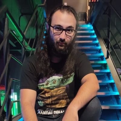 Professor e pesquisador na área de Educação com ênfase em animação japonesas!
IG: @makifunakura