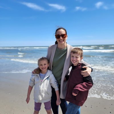 TheRealMsBrowne's profile picture. Wife, Momma, Crafter, Lifter, Goonie🧶🪡🧵🪢☠️