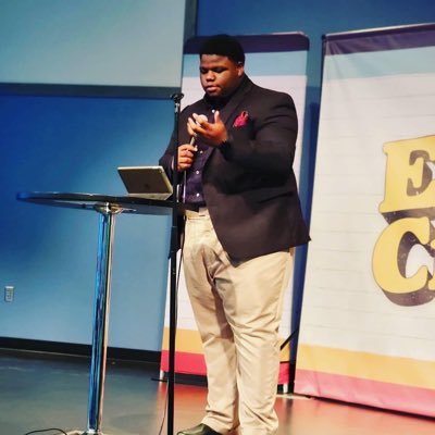 RevBLRice12's profile picture. Preacher • Funeral Director • Musician Football Film Hindscc🦅