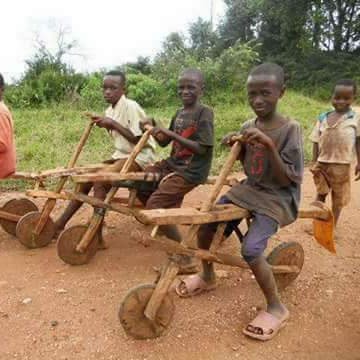 MakhaKifundo's profile picture. Arts