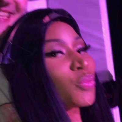 f4gster's profile picture. fan account.