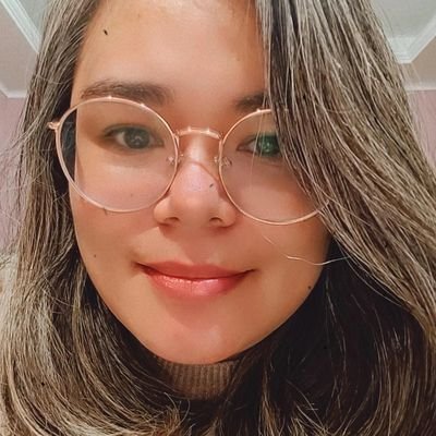 Garota rock inglês (igual a da música) e fã do meu doguinho, o Jake. Tento colecionar plantas. https://t.co/Nn4BuNSPPX