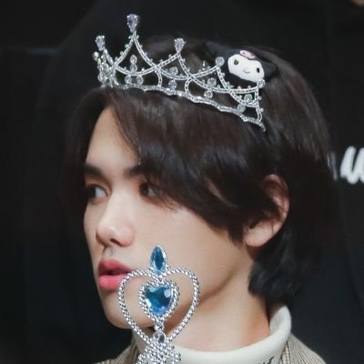 00' ll 90% talk about Minhee
#민희 : 𝗚𝗼𝗼𝗱 𝗺𝗮𝗻𝗻𝗲𝗿 𝗮𝗿𝗲 𝗮 𝗽𝗮𝗿𝘁 𝗼𝗳 𝗺𝗲~