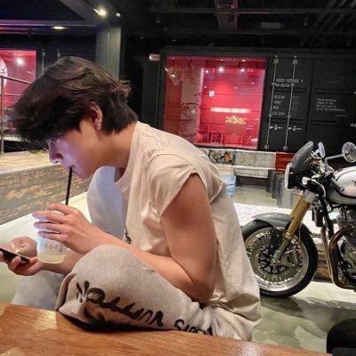 no10na09's profile picture. 01line(21)#BTS♡ #クオズLOVE会 NO.612♡