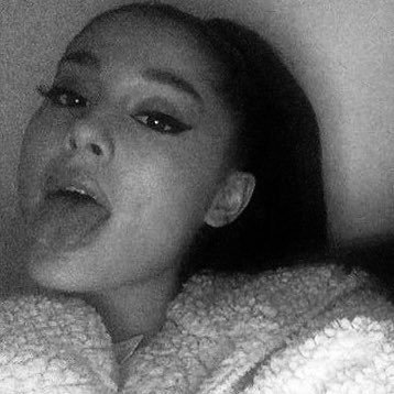 defaultsunset's profile picture. no one 💌 ariana grande ❤ olivia rodrigo ❤