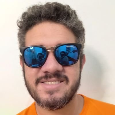 Produtor de conteúdo para internet | Colunista de assuntos nerds. Criador do canal Z Games.

Contato: viniciusmedeiroz@gmail.com