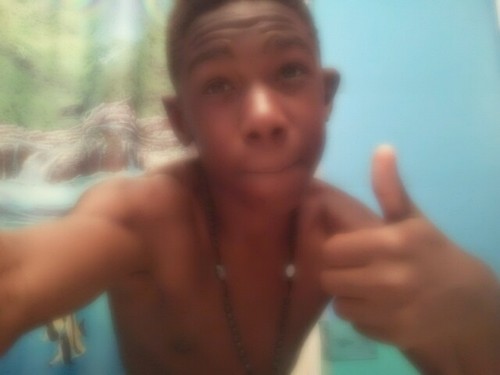 WeJustKhids's profile picture. #TeamDarkSkinned #TeamNike #TeamCeltic #TeamRalphLauren #TeamAbercrombie #TeamFreak #TeamSingleForNow #TaylorGang #JetsGo YOUNG RAPPER HMU NOW!