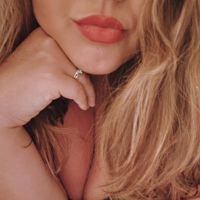 ♡ 30 ♡ BBW ♡ Hotwife ♡ MILF ♡
Tips ➡️ PayPal: mmmbbwof 💋 Brand Ambassador for @shepleases_com ♡ 🔞 🤍 NSFW 💦🔥 NOW ON ONLYFANS 🔗⤵️