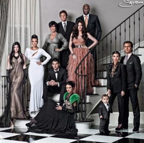 Fan Page for the Kardashians and Jenners :) Follow for daily updates and news on all things Kardashian. xoxoxo
