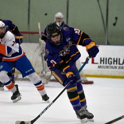 Islanders Hockey Club U16 AAA //6”1 165 Lbs//Port City Pirates #34//25’//07//3.4 GPA//Souhegan High School//tjkjr24@icloud.com//