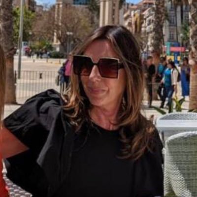 champagnehamsa's profile picture. Champagne Lifestyle Fashion Designer