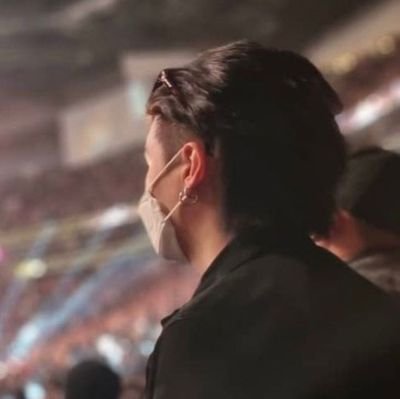 ifuckinlovemee's profile picture. hii, there🌻