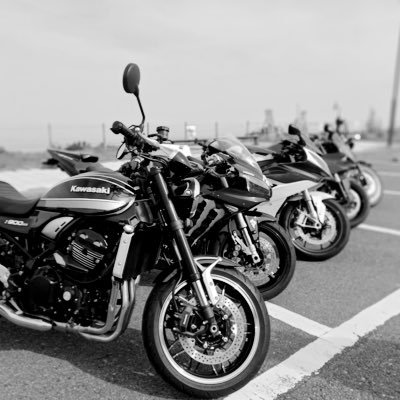 バイク好きの為のバイクアカウントです!初心者からプロライダーの方々まで色んな方とツーリングしてます🏍ツーリング行きたーいって方も募集中です!またバイク関連コミュニティ計画模索中😎
