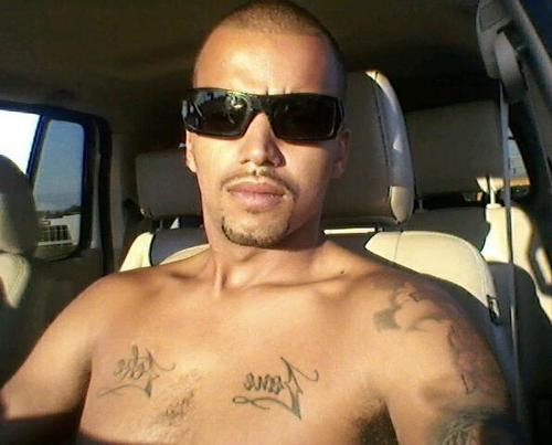 jimbo859's profile picture. I am 23 a father of 2 zeke and zane they are everything to me...if you wanna anything else just ask!!