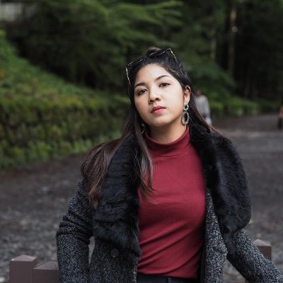 smith_liezli's profile picture. 