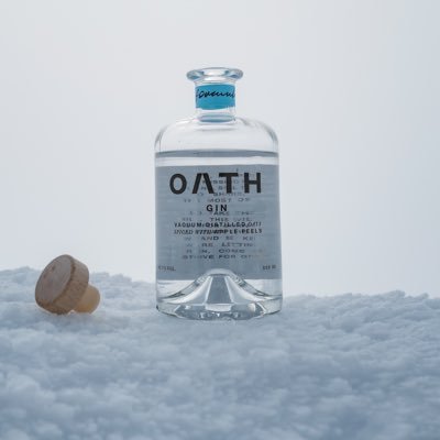 The ultimate sipping gin. Handcrafted with oat and apple for unique smoothness.