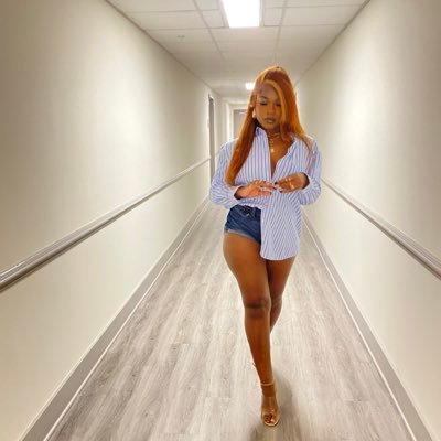 🇧🇸 24 🦋 I like my coffee just how i like myself... Strong, Sweet &’ too hot for you ☺️ ig: iamchloe.t