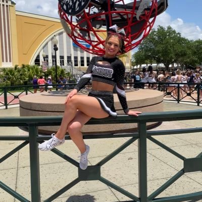 KacieLynch27's profile picture. 