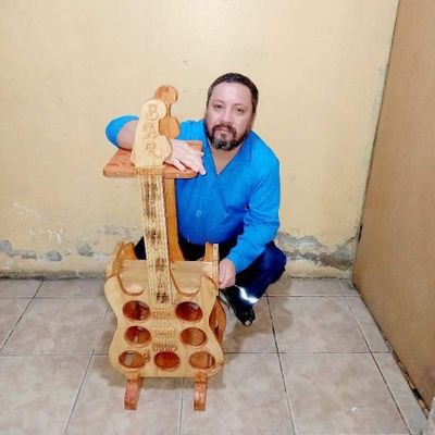 0Regalon's profile picture. Artesano