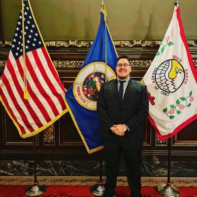 Public policy wonk, cat dad, CrossFitter, Sober. GovRel Profesh. Fmr #OneMinnesota Policy Advisor. Tweets are my own and retweets are not endorsements. 🏳️‍🌈